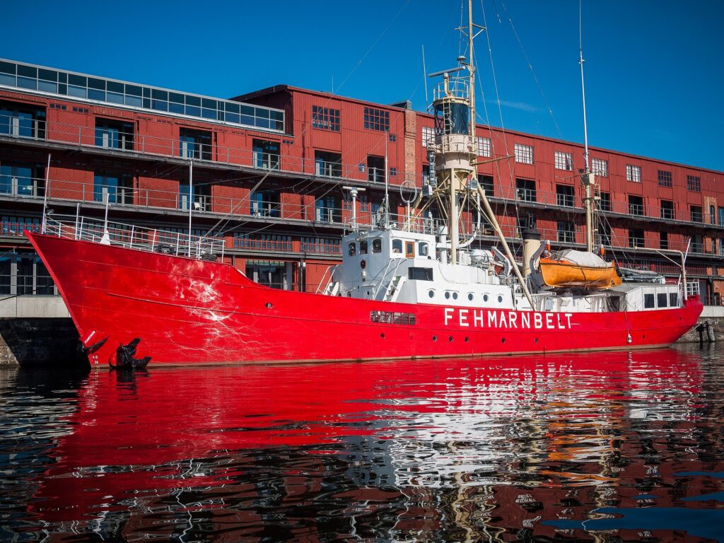 Sternenvogelreisen lightship 4847489